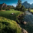 Golf green river 2.webp